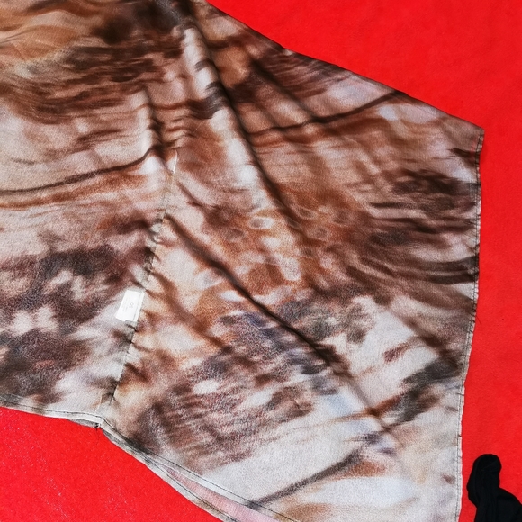 Beautiful blouse - Picture 4 of 4